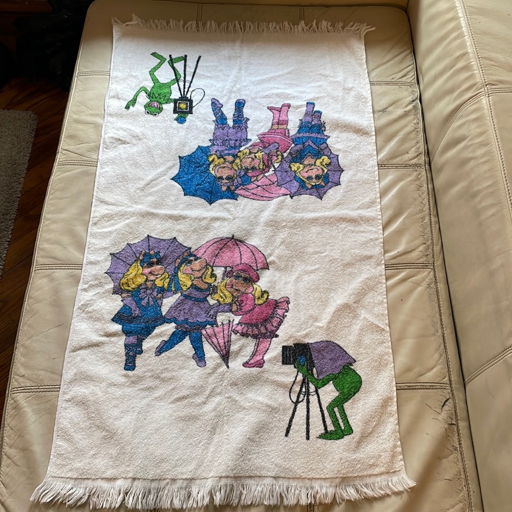 Vintage Miss Piggy Kermit Lady Pepperell Towel